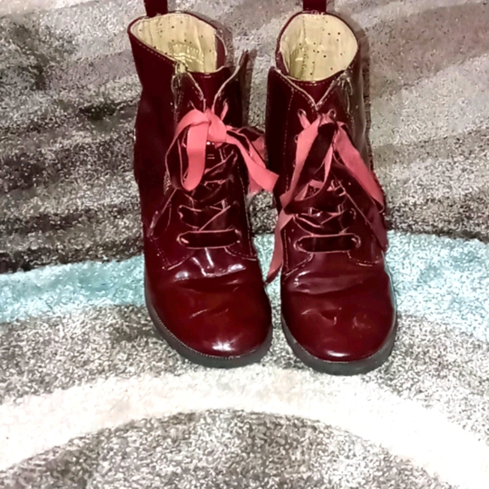 Burgundy boots size 2